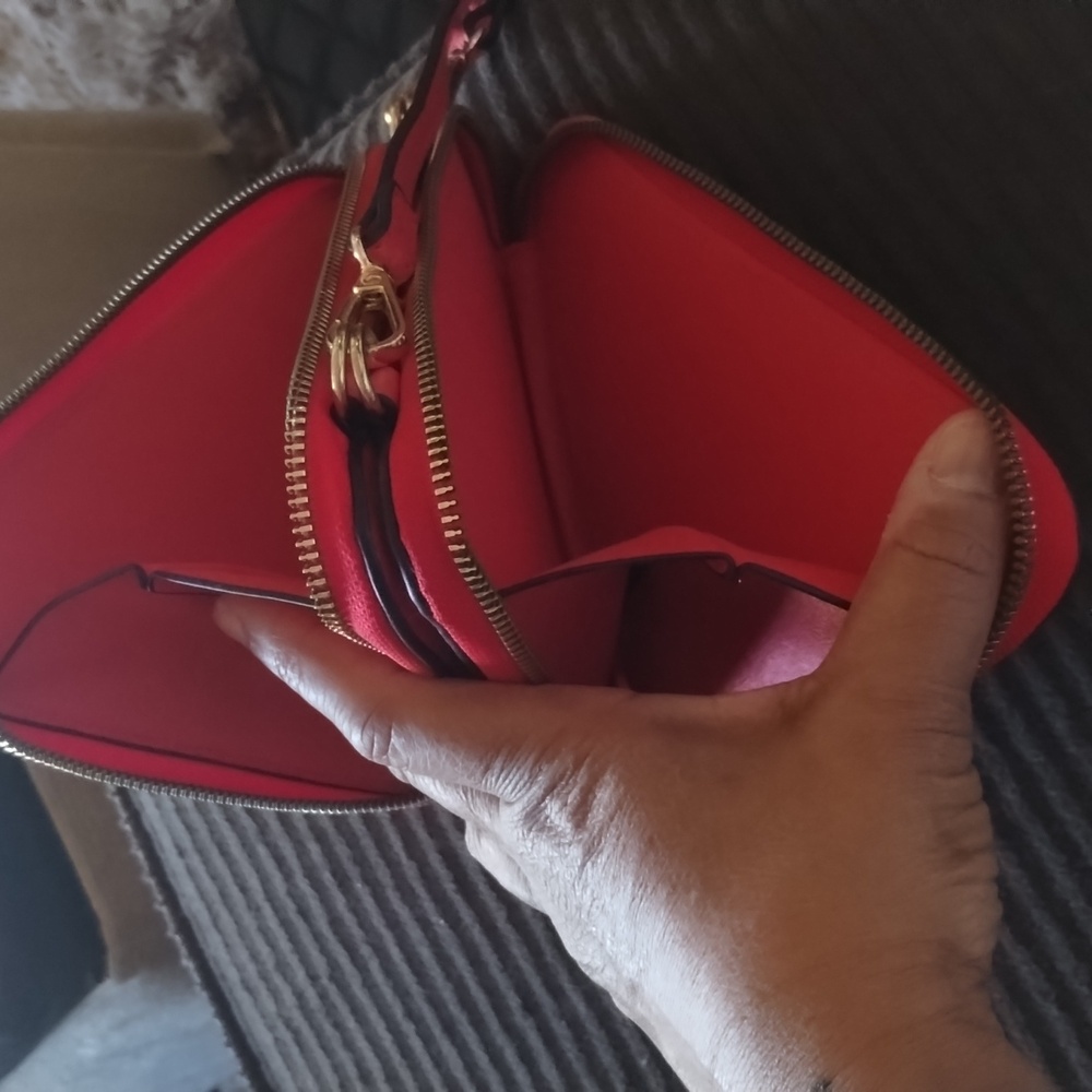 Crossbody - Picture 2 of 3